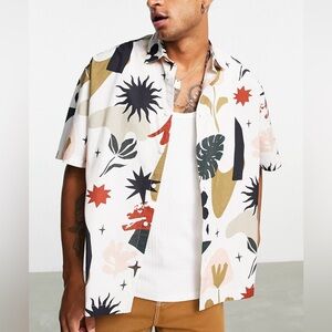 Men’s short sleeve button-shirt, abstract pattern